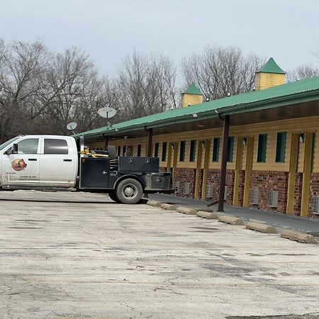Kansas Inn Independence Экстерьер фото