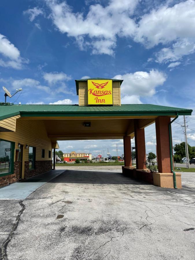 Kansas Inn Independence Экстерьер фото