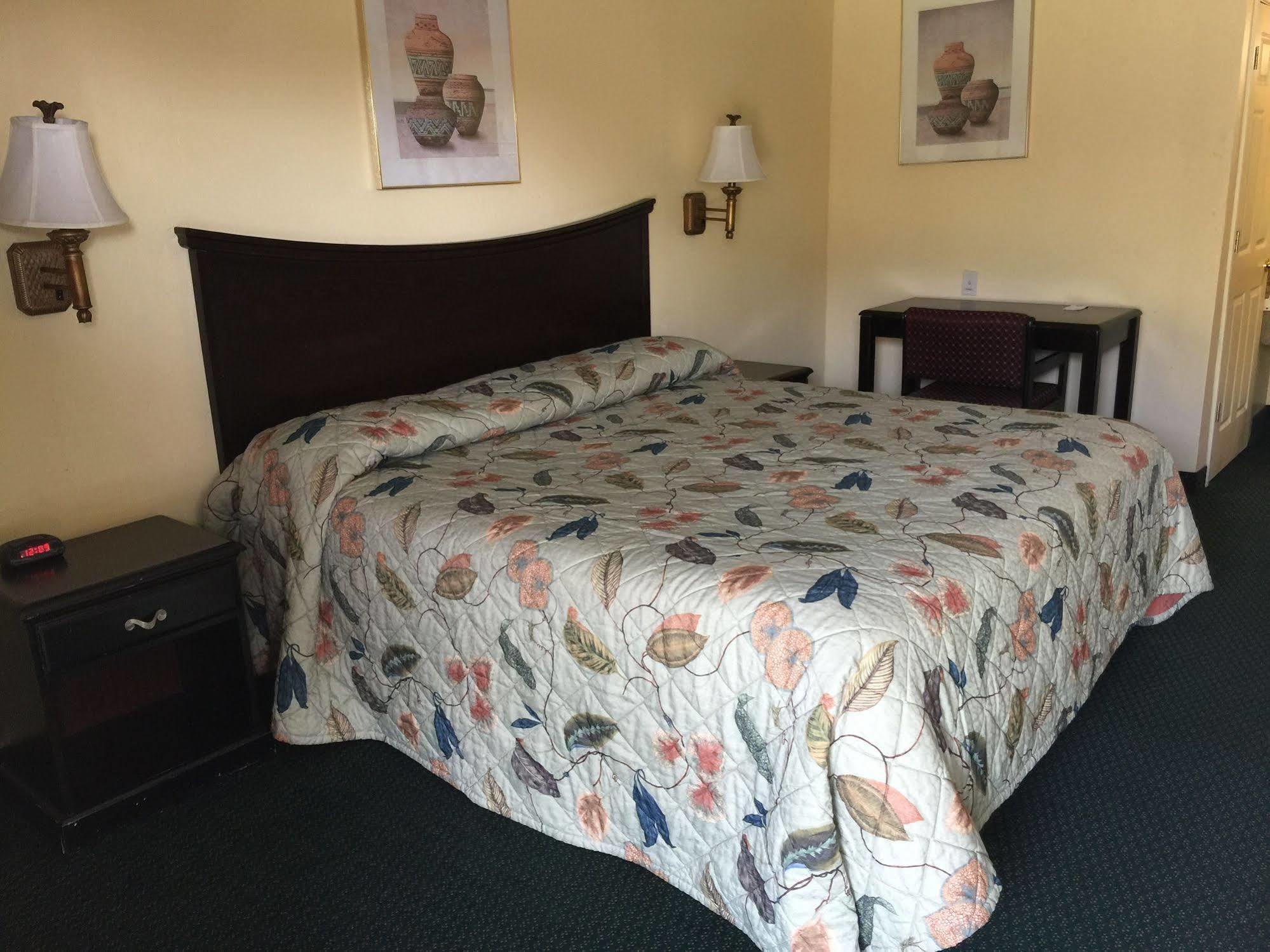 Kansas Inn Independence Экстерьер фото