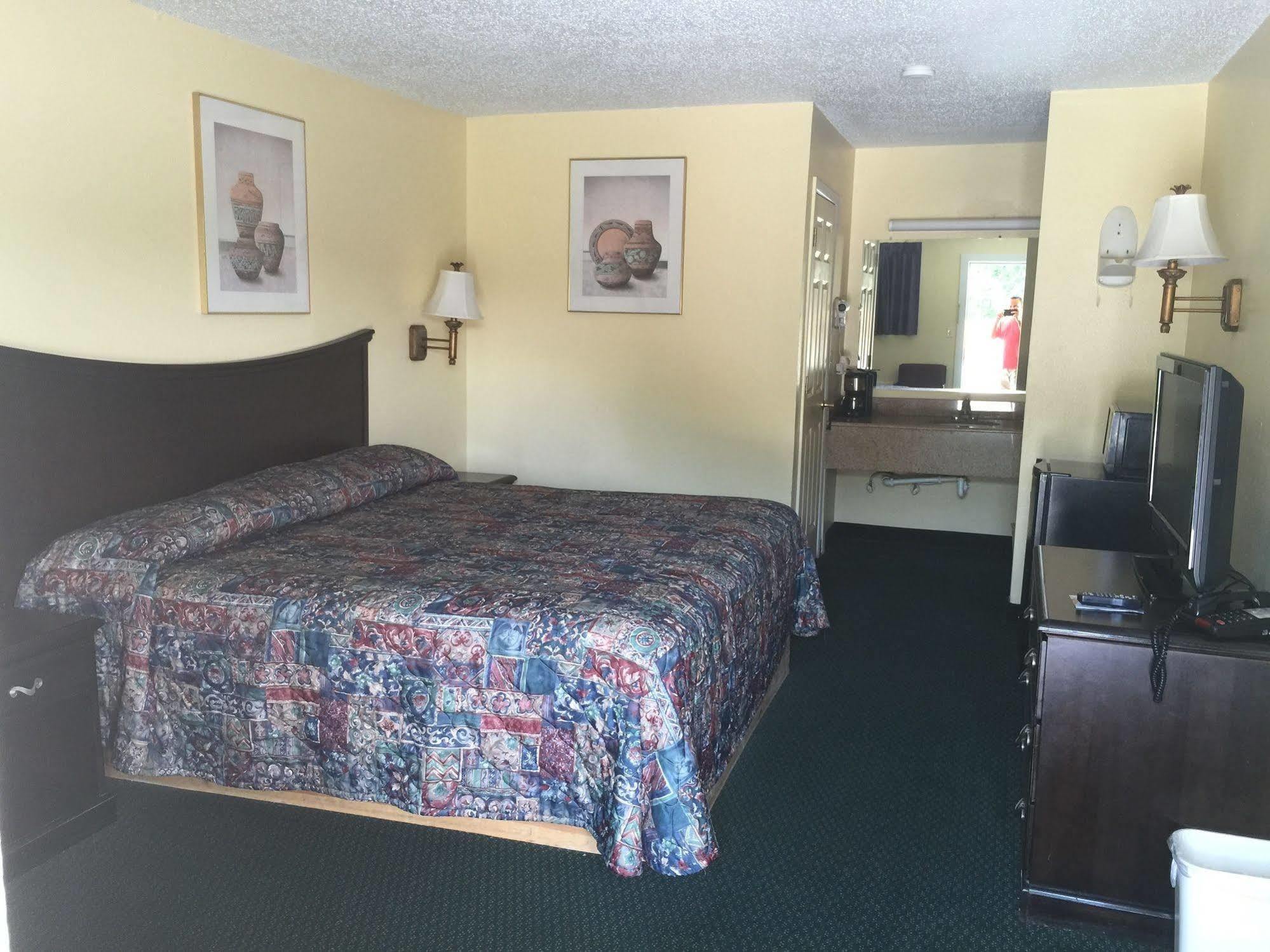 Kansas Inn Independence Экстерьер фото